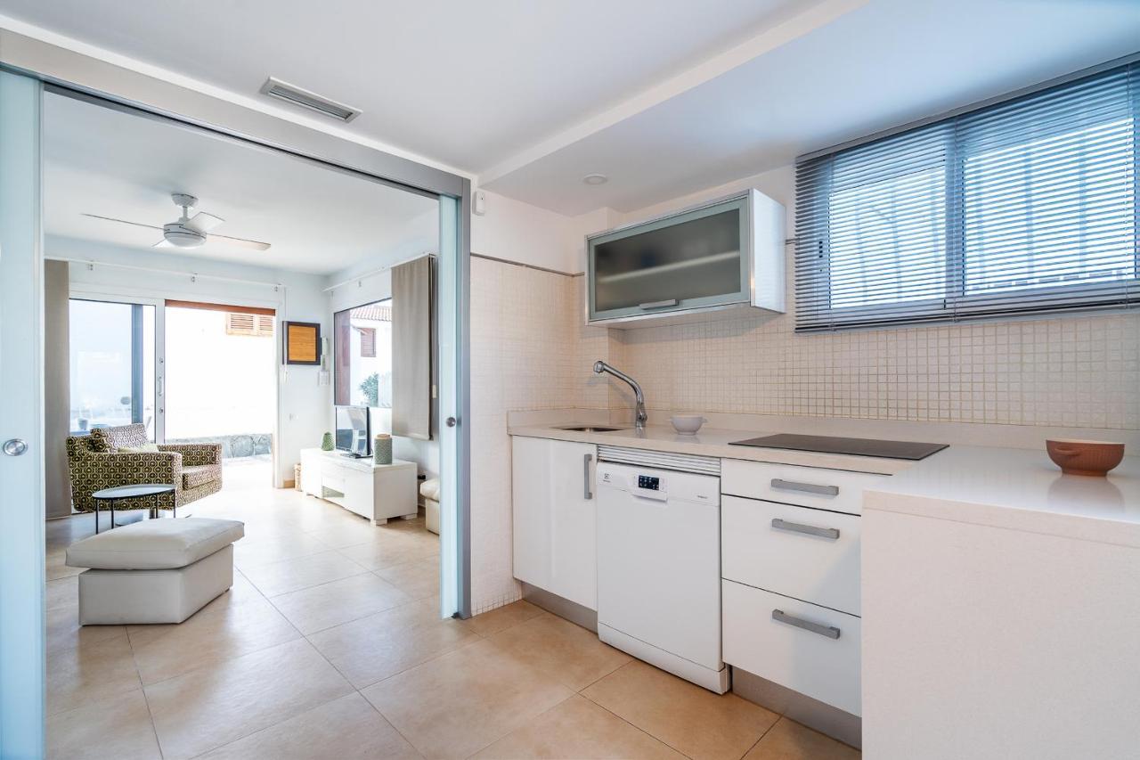 Bonito Bungalow Con Piscina Junto A La Playa San Bartolomé 외부 사진